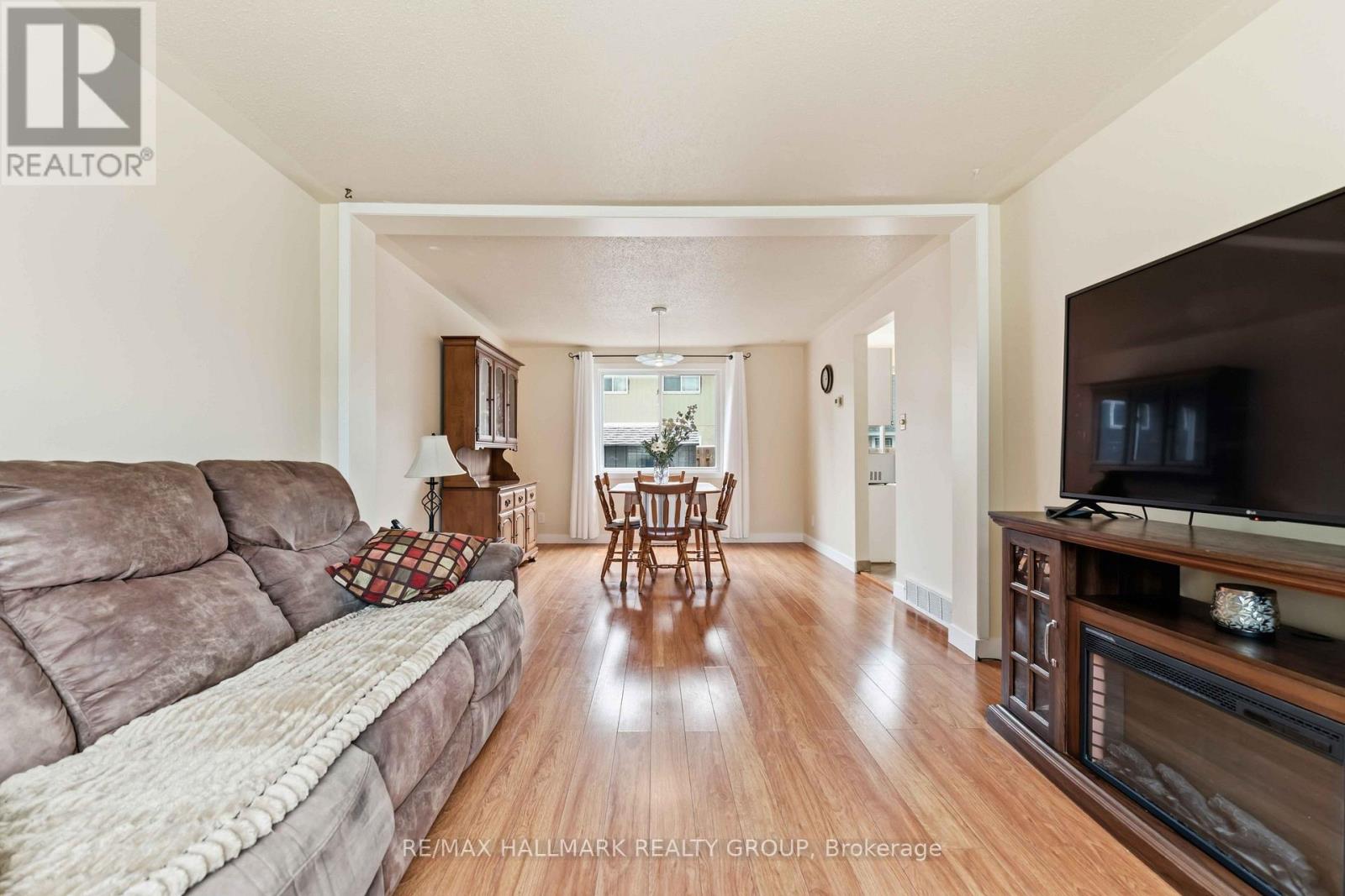 #B 1506 BEAVERPOND DRIVE N - 4