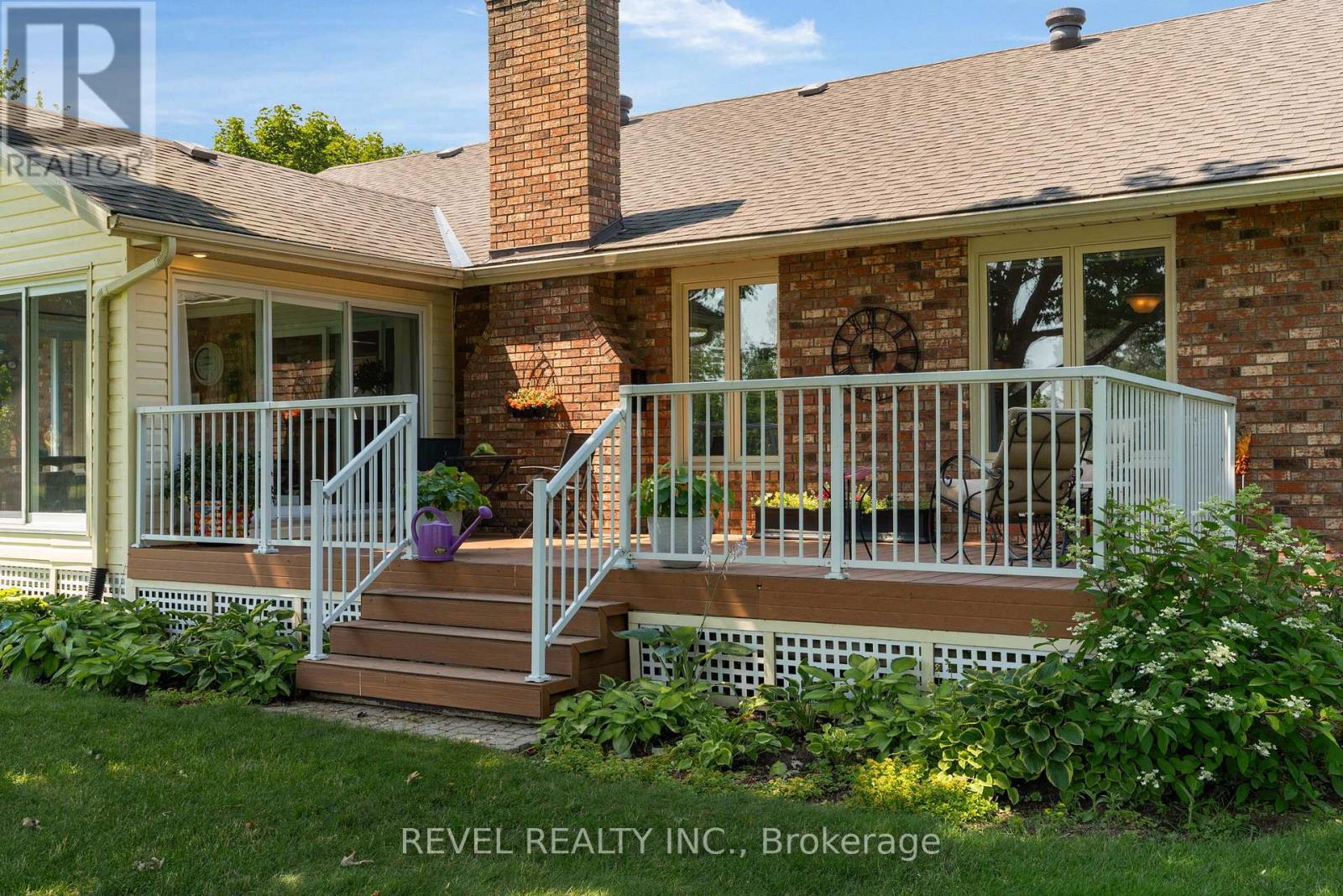 153 BAYSHORE DRIVE - 38