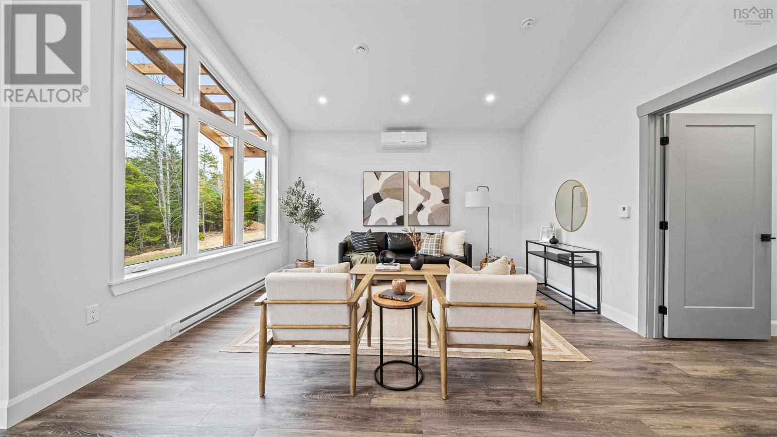 72 Chisholm Road - 23