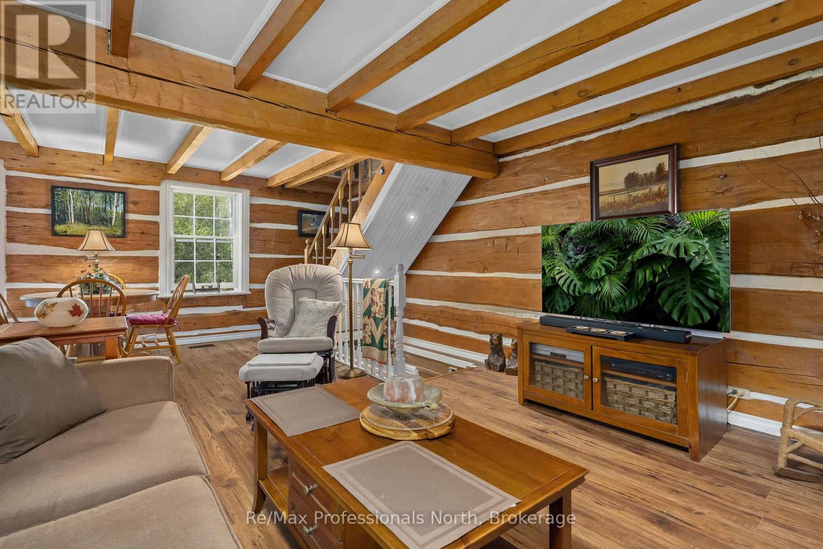 3569 CHETWYND ROAD - 10