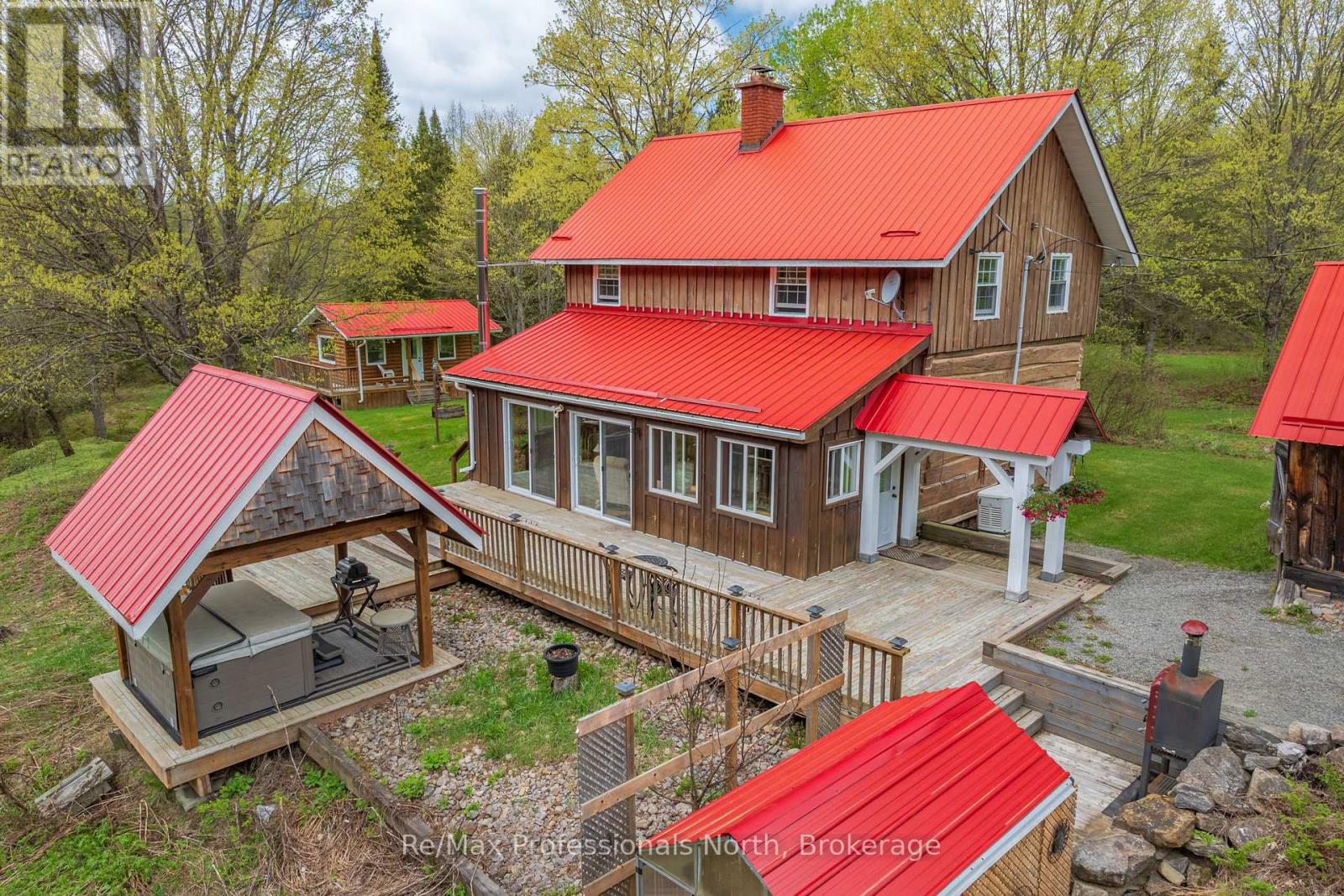 3569 CHETWYND ROAD - 41