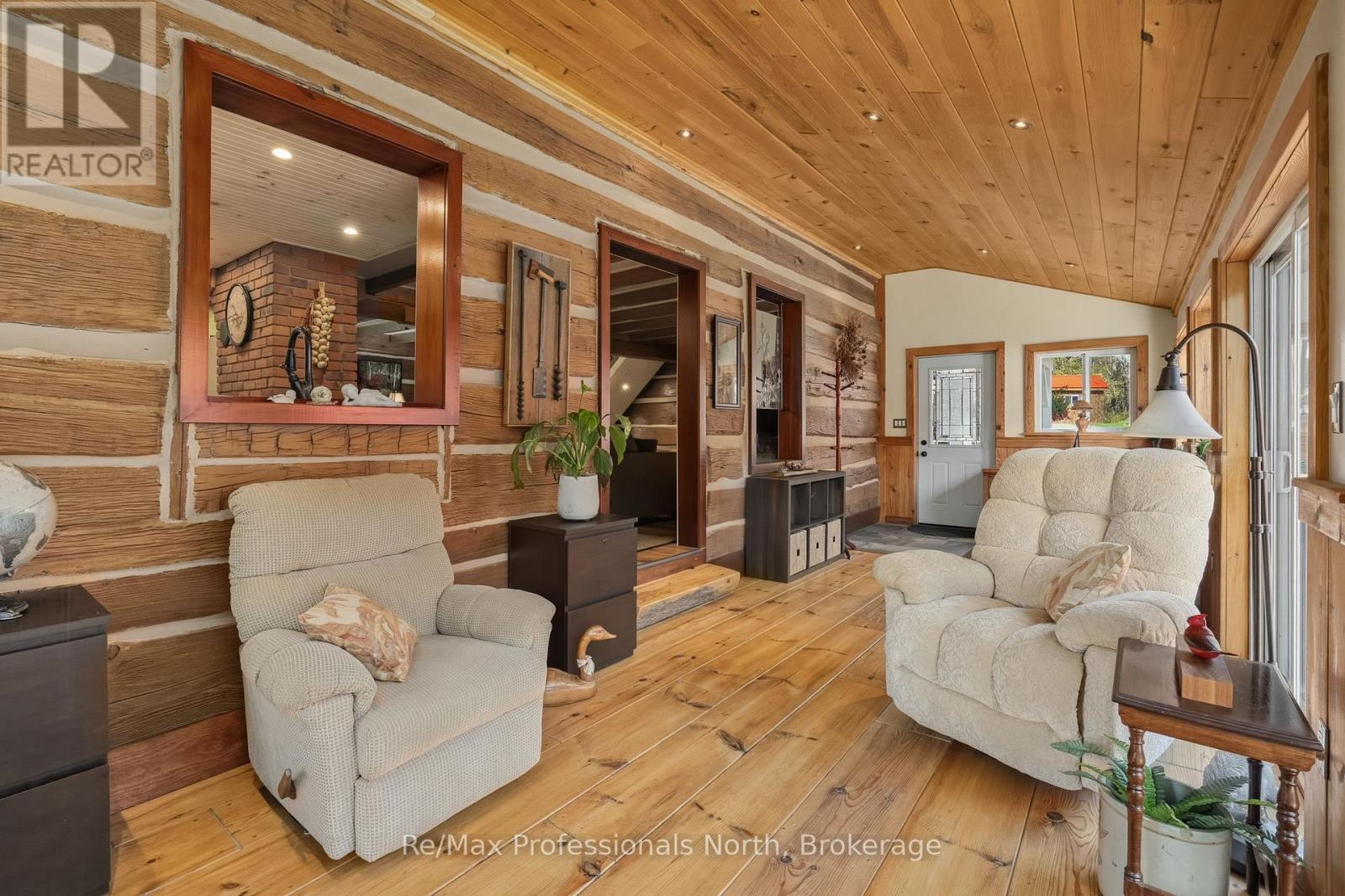 3569 CHETWYND ROAD - 6