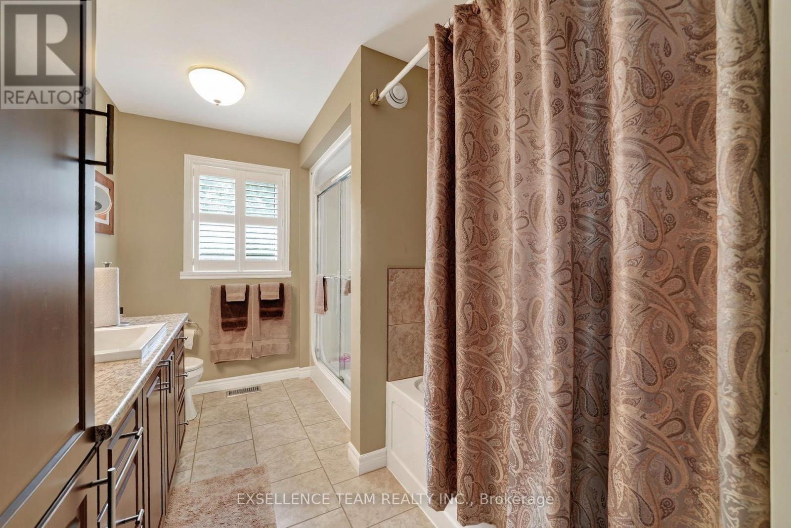 1159 MONTREAL ROAD - 14