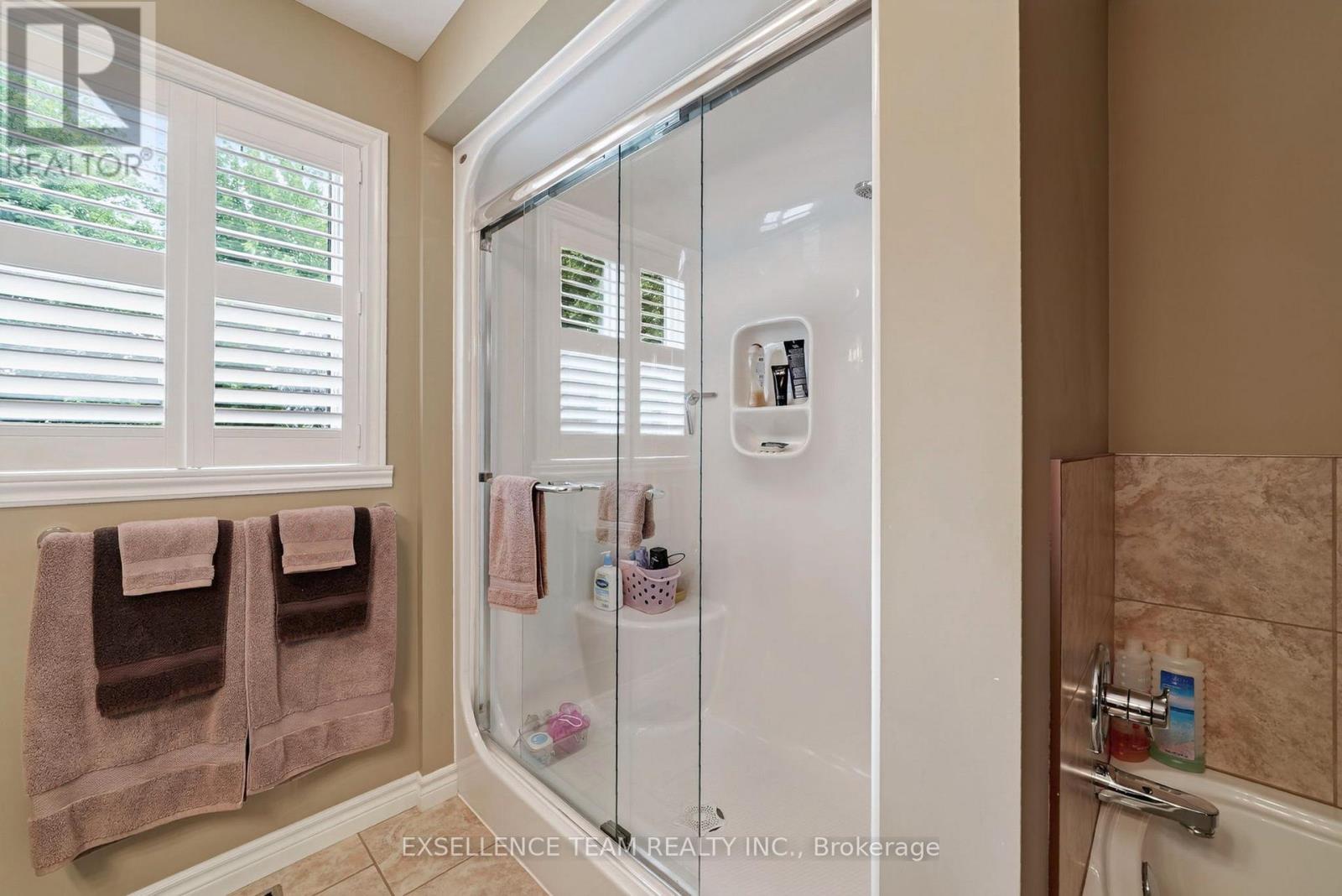 1159 MONTREAL ROAD - 16