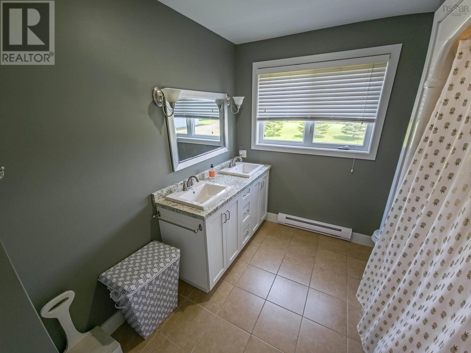 #63 REEVES ROAD, GLEN ROAD, N.S. - 17