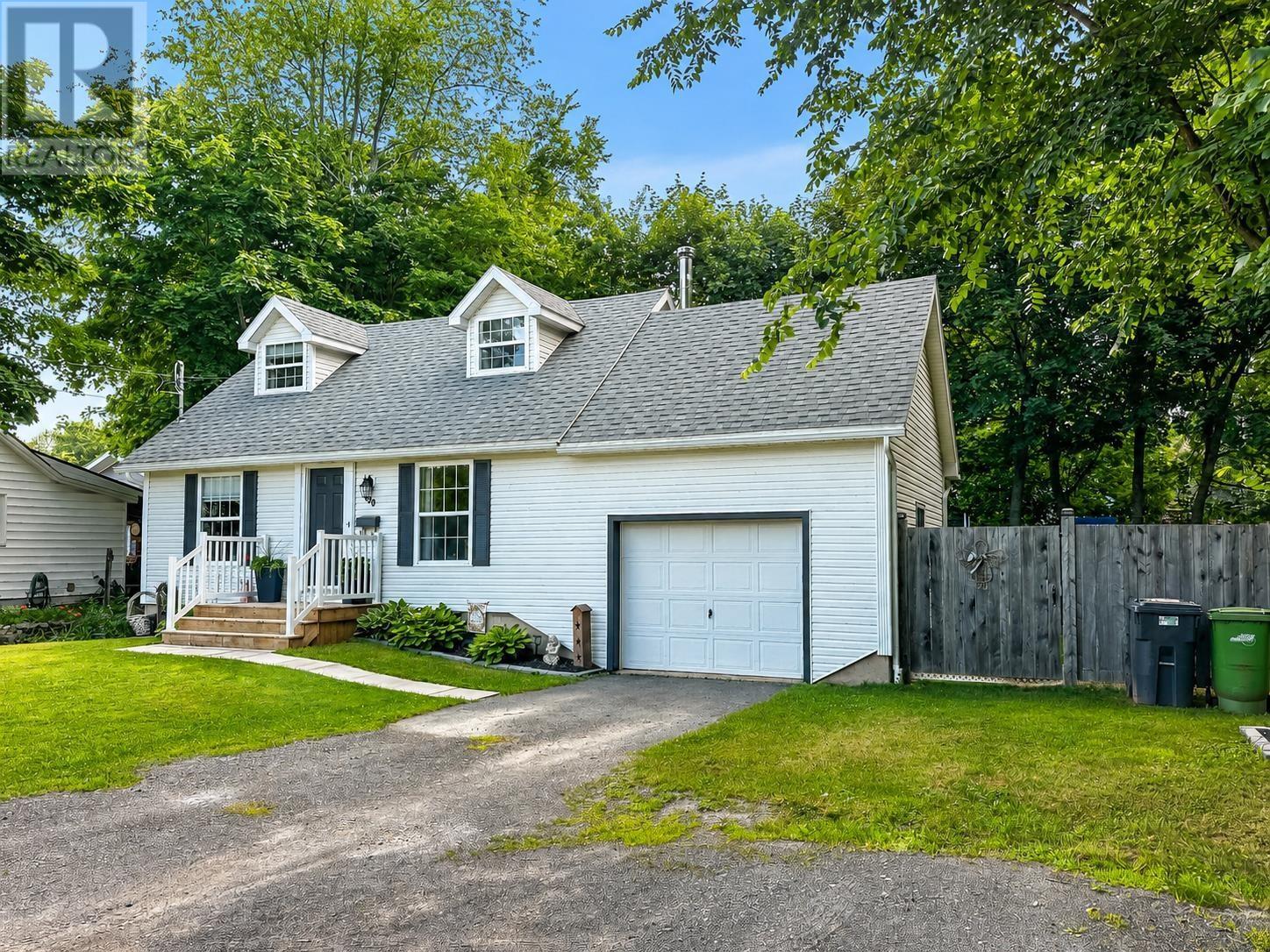 30 Pleasant Street - 31