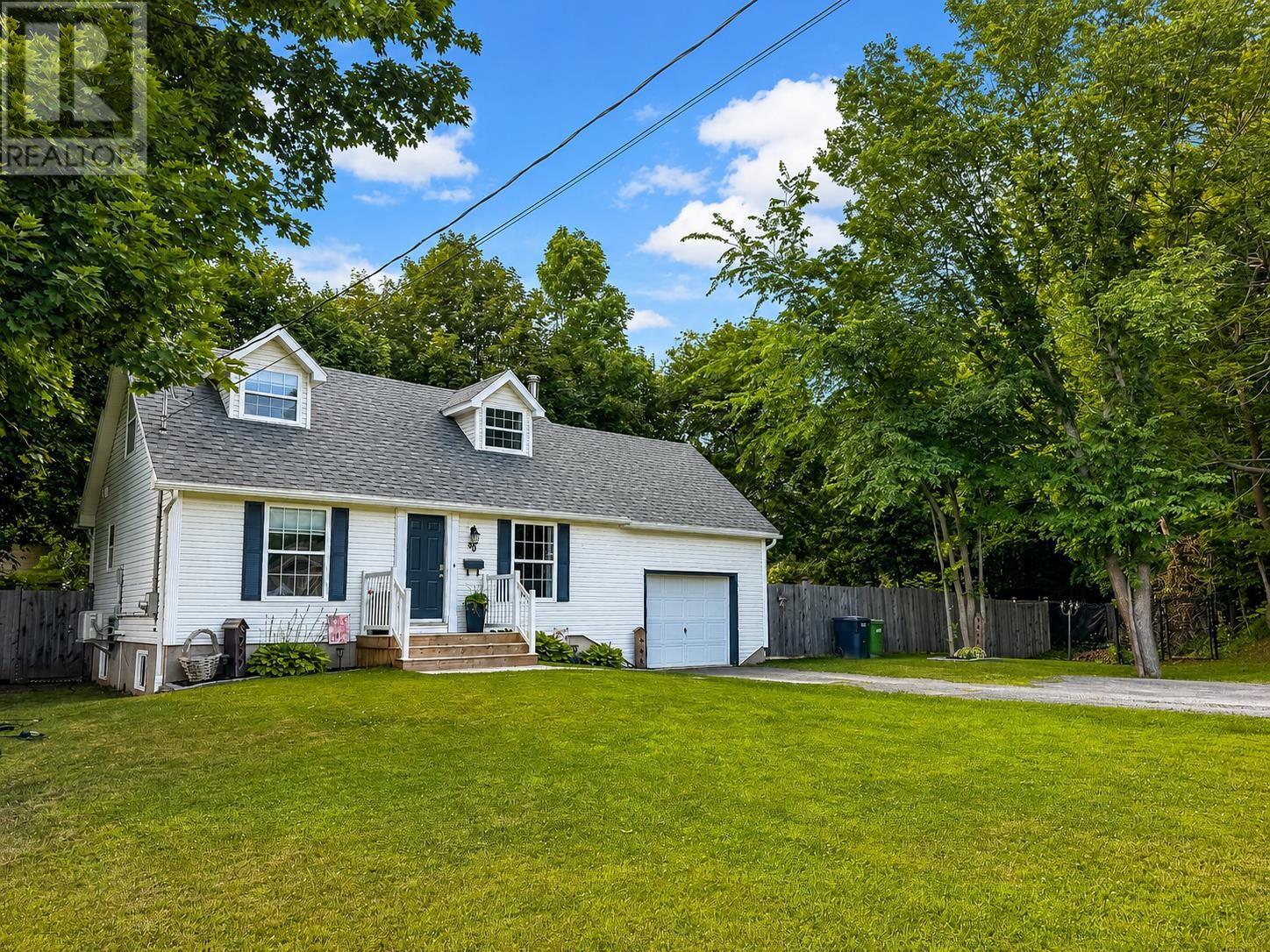 30 Pleasant Street - 32
