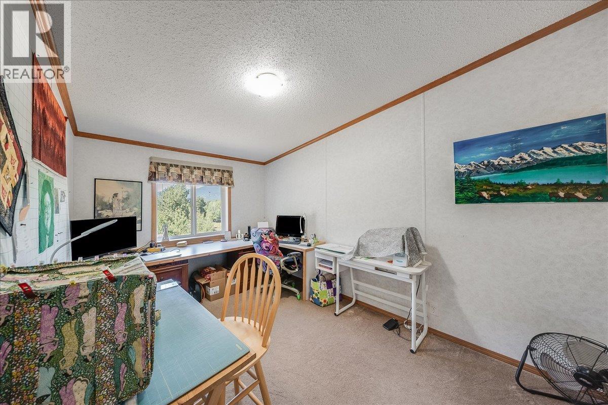 591 Baerg Road - 37