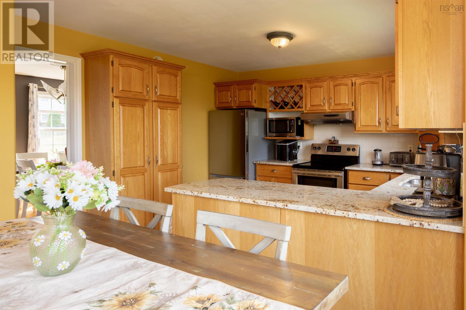 28 Hillview Drive - 8