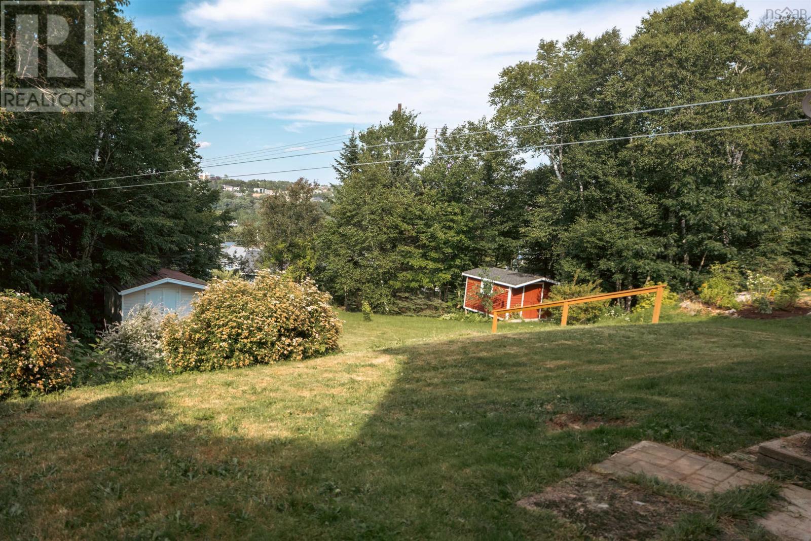 28 Hillview Drive - 29