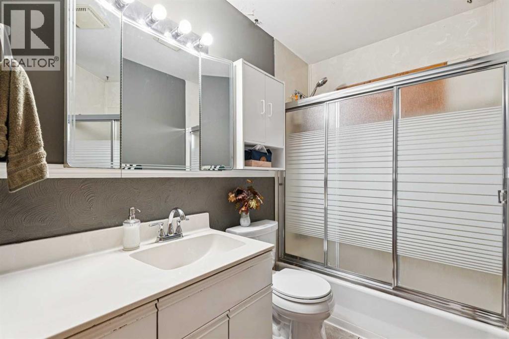 1219 Renfrew Drive NE - 26
