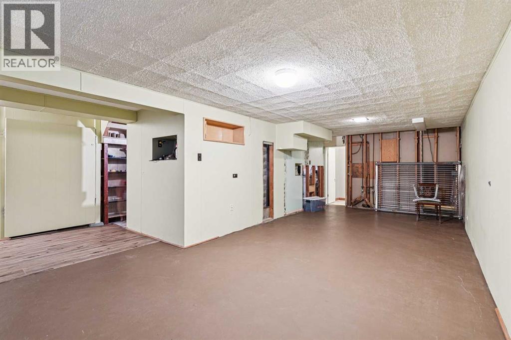 1219 Renfrew Drive NE - 27