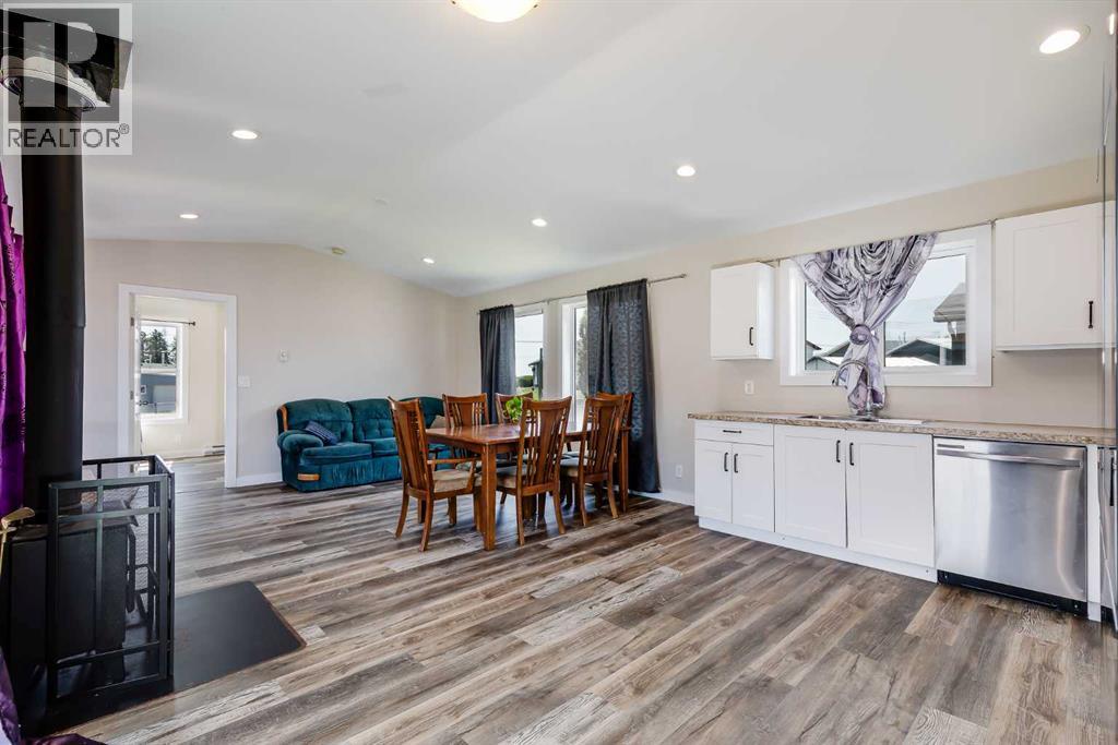 7 Trochu Avenue - 9