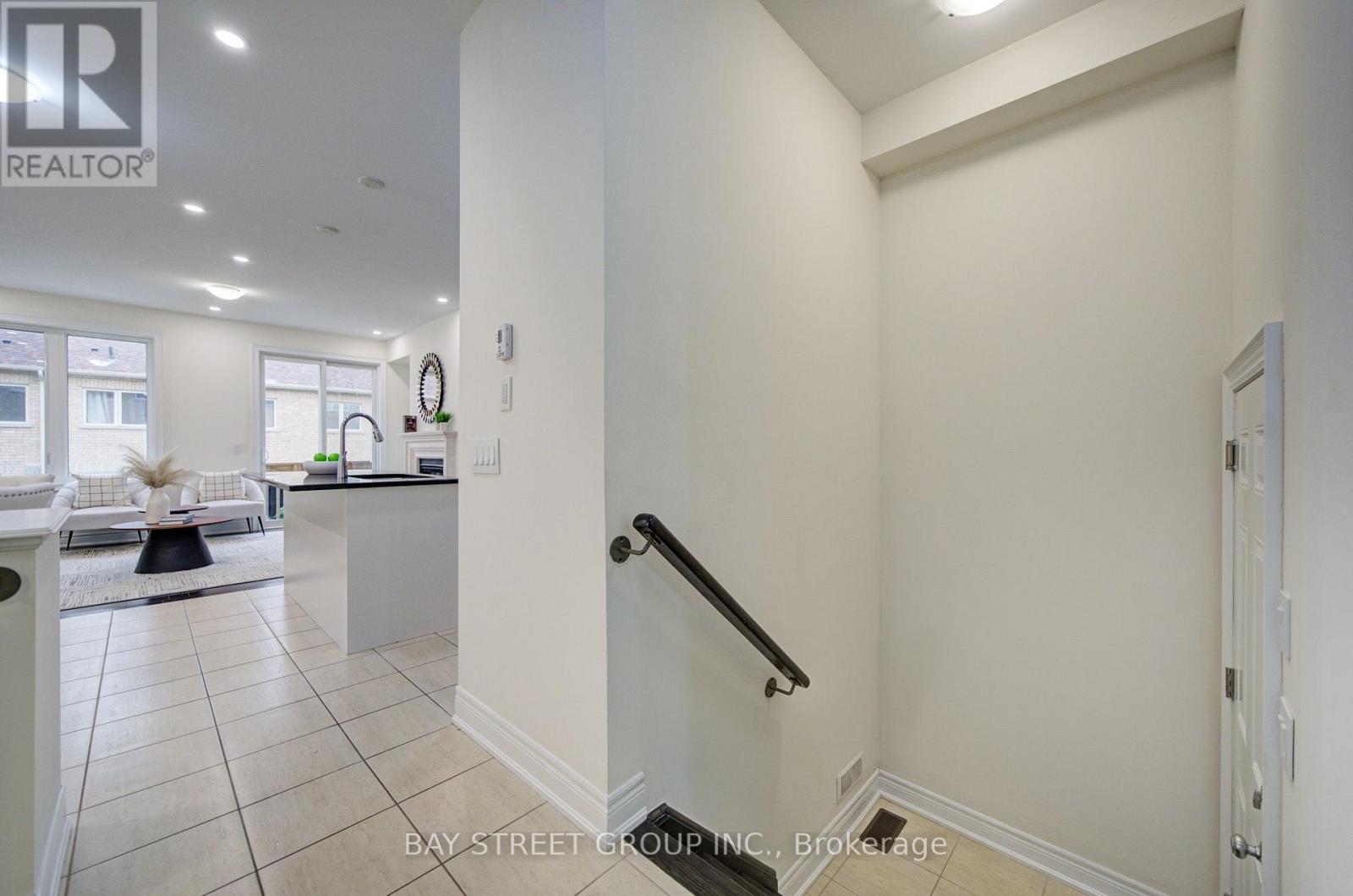113 DRIZZEL CRESCENT - 8