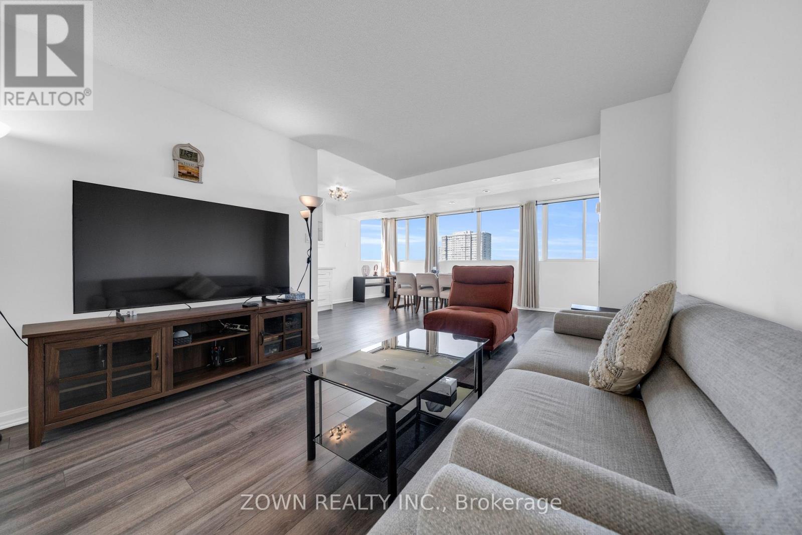 #1207 80 ANTIBES DRIVE - Image 5