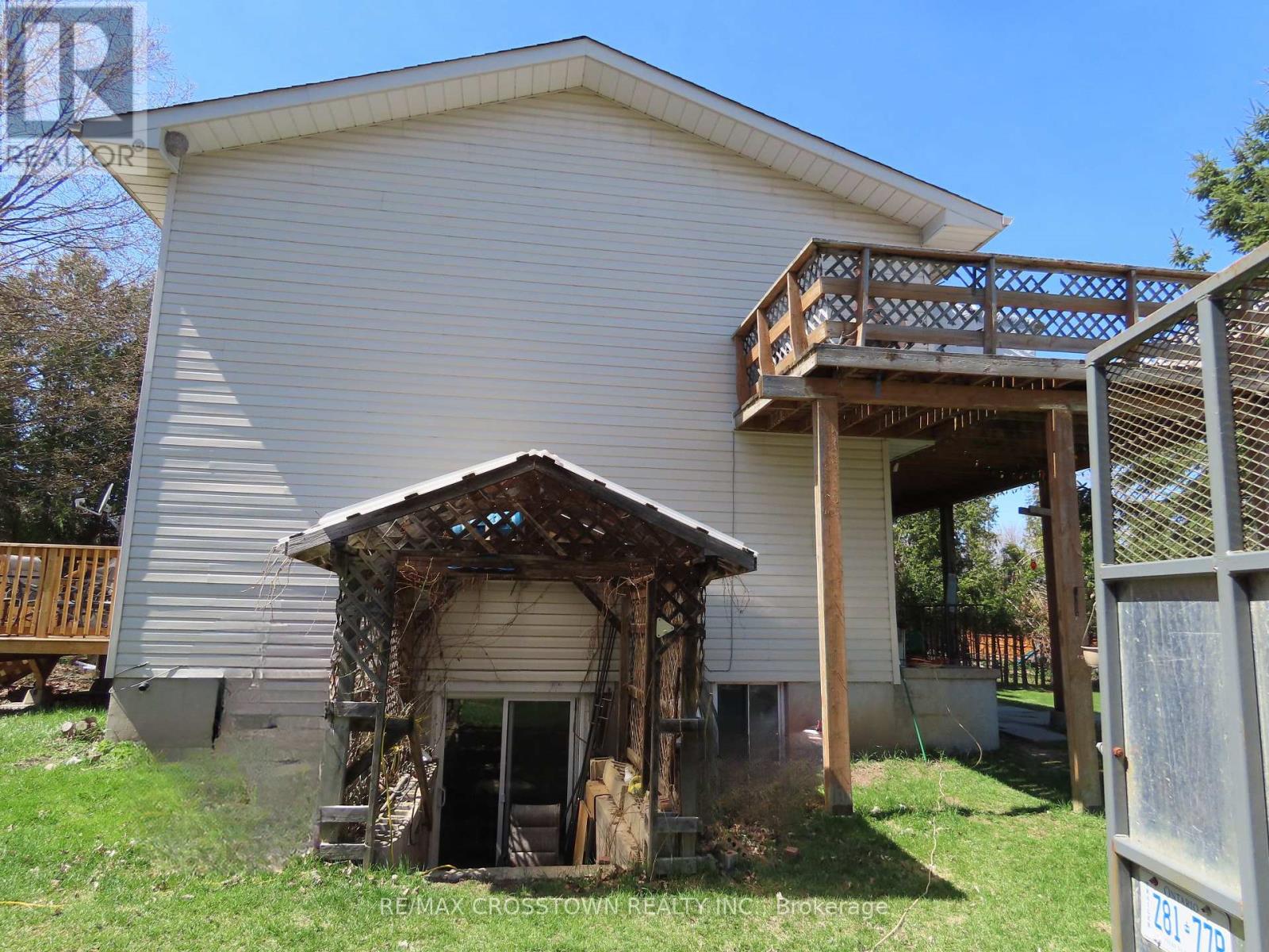 4716 PENETANGUISHENE ROAD - 37