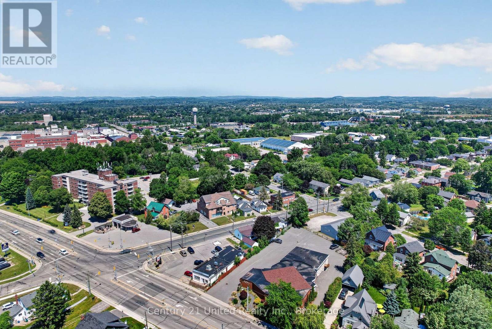271 UNIVERSITY AVENUE W - 45