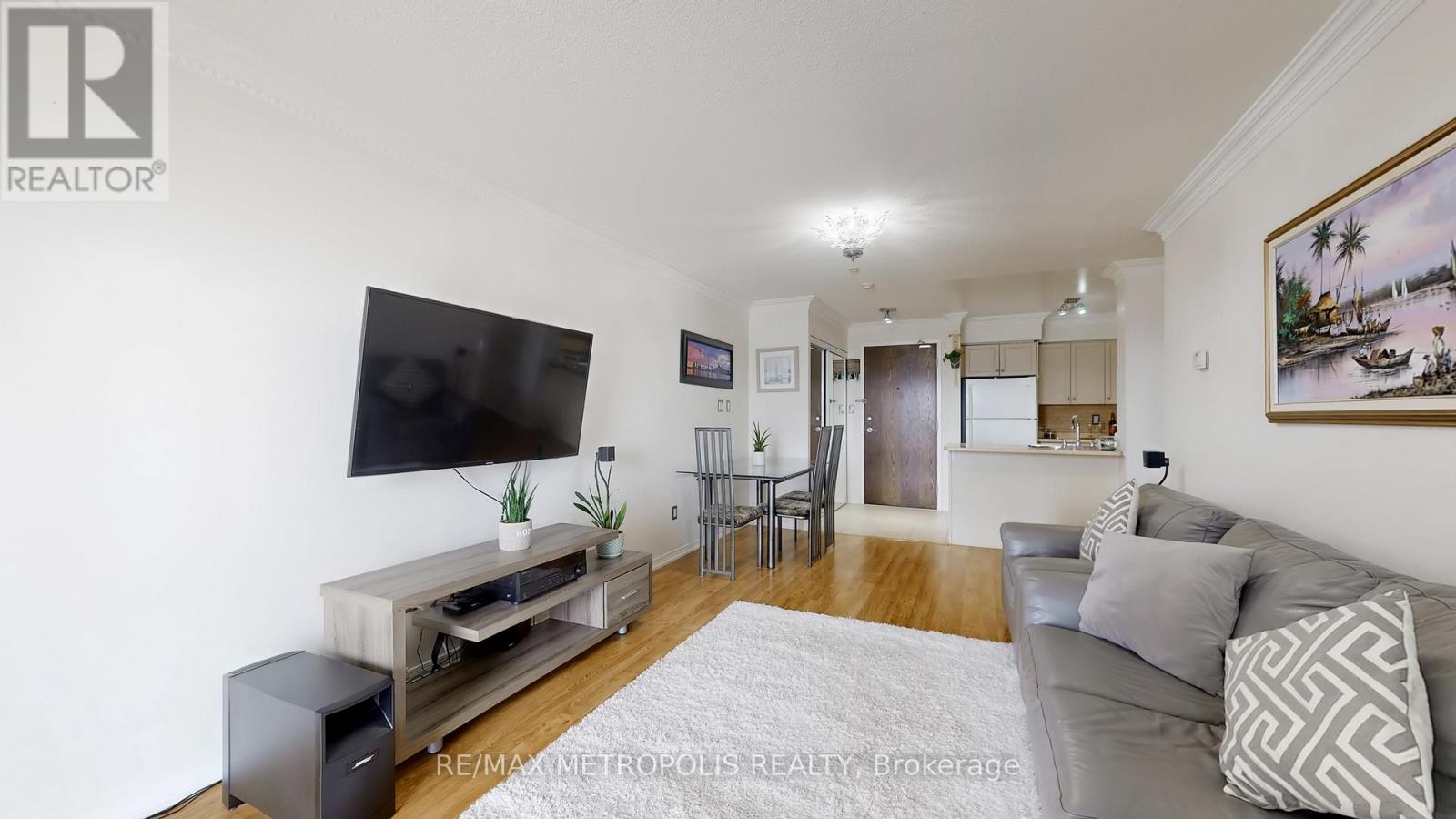 #403 2772 KEELE STREET - 13
