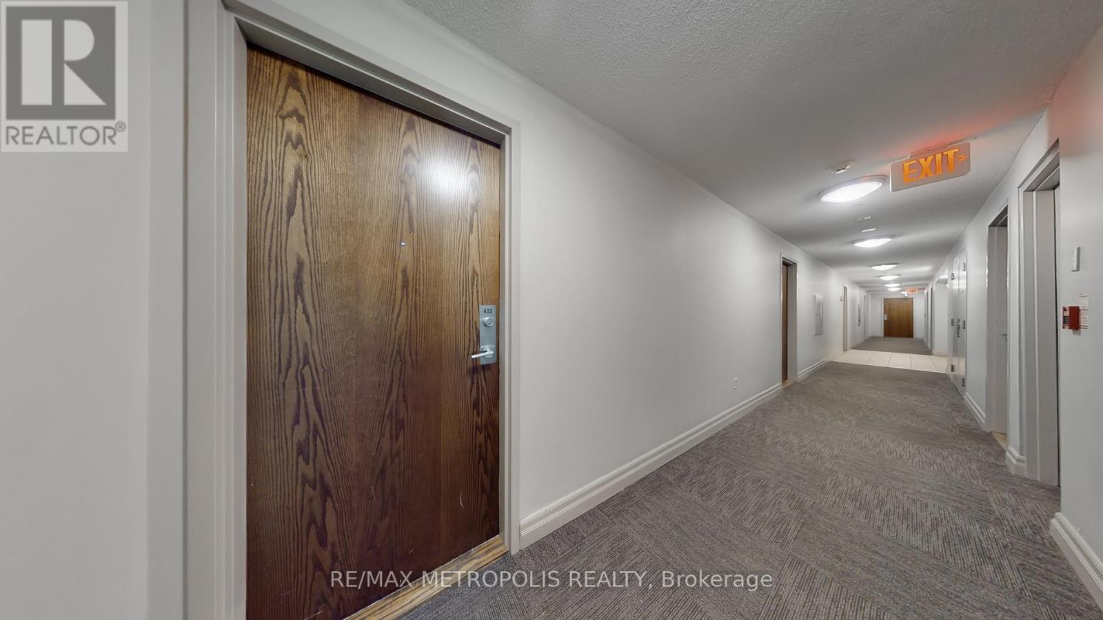#403 2772 KEELE STREET - 31