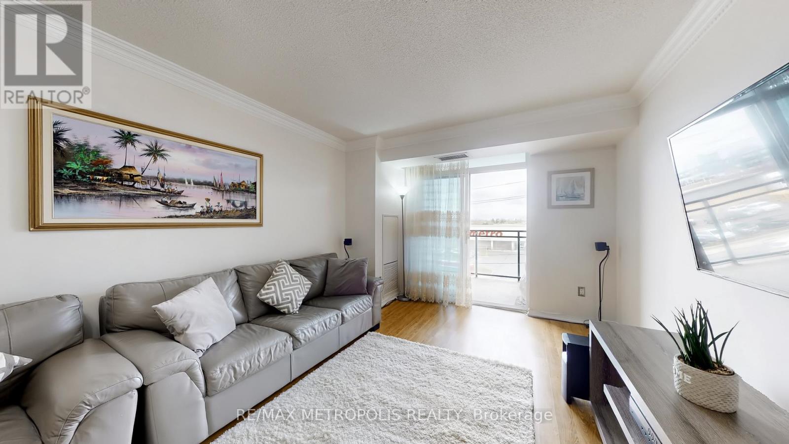 #403 2772 KEELE STREET - 9