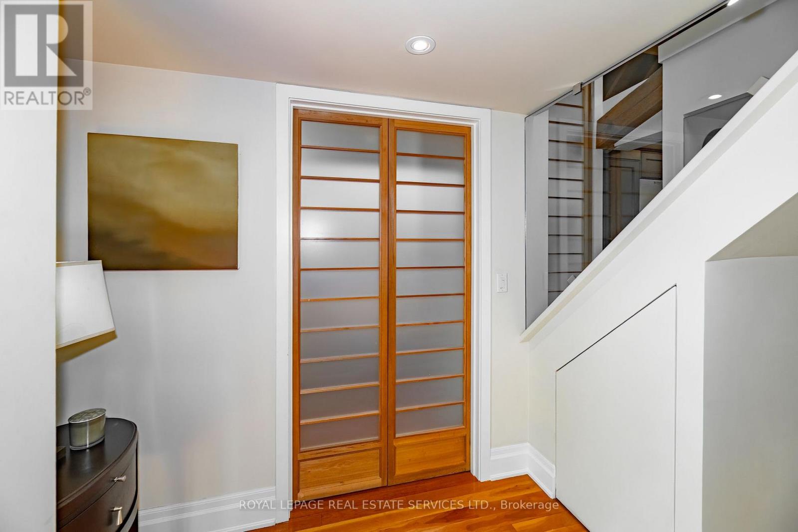 #308 384 SUNNYSIDE AVENUE - 19