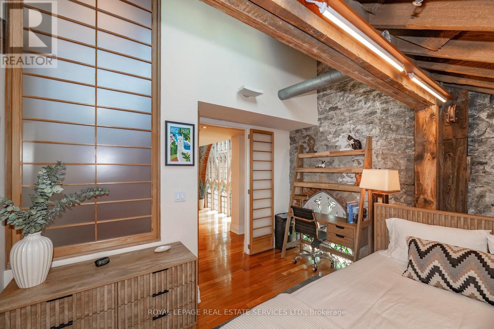 #308 384 SUNNYSIDE AVENUE - 27