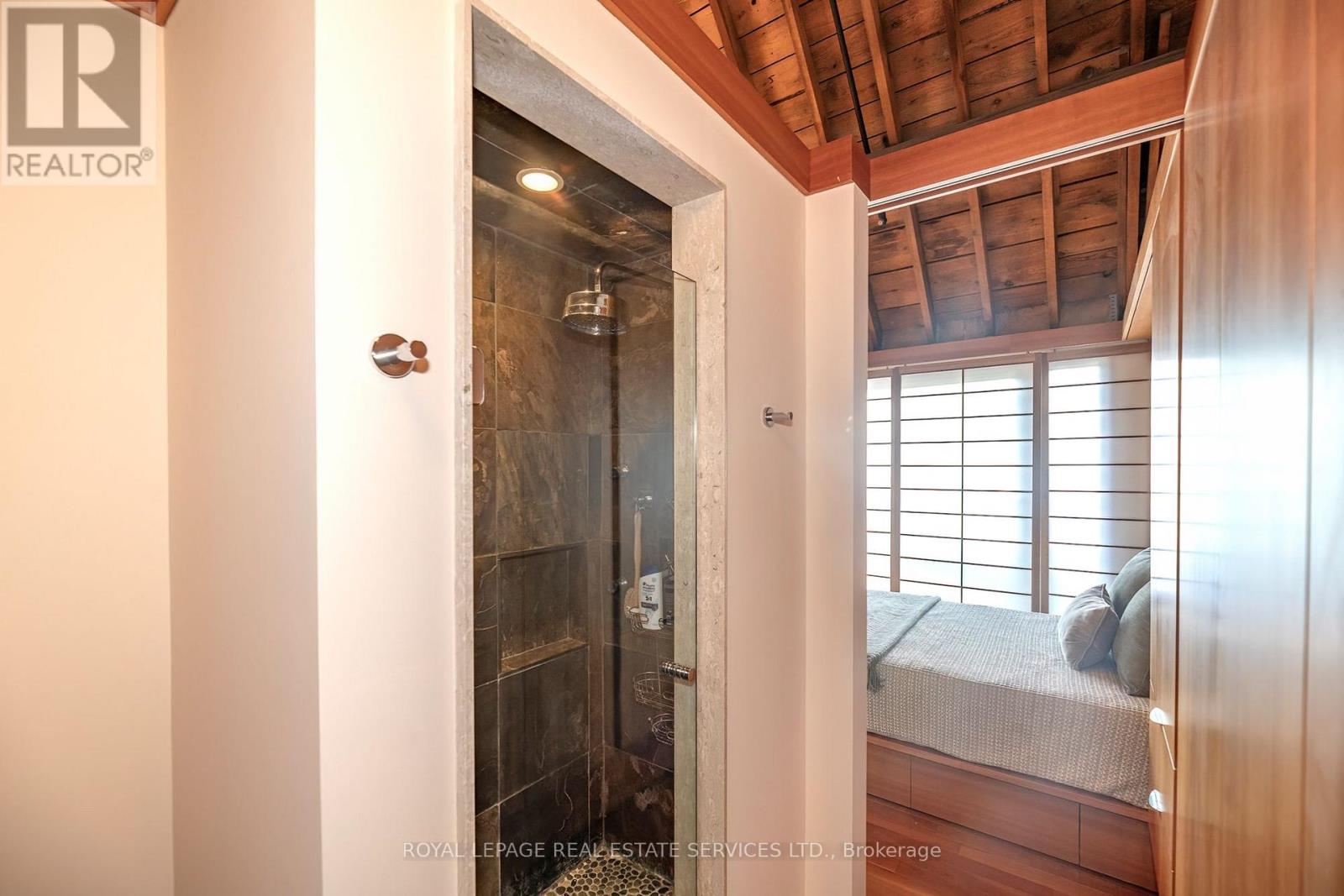 #308 384 SUNNYSIDE AVENUE - 33