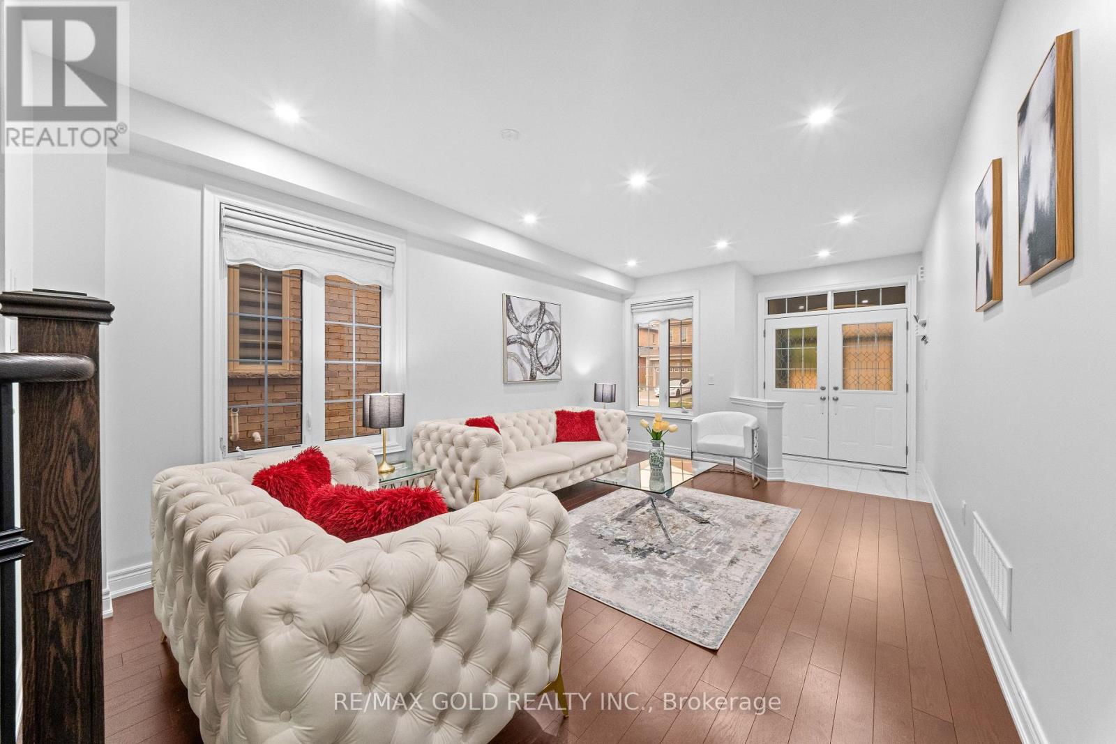 11 SINATRA STREET - 4
