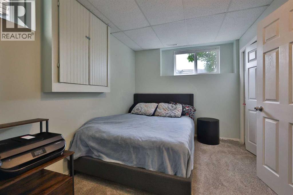 4602 6 Street - 23