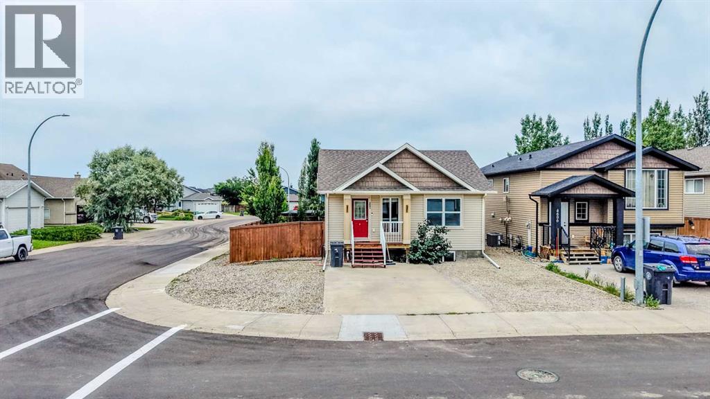 4602 6 Street - 40