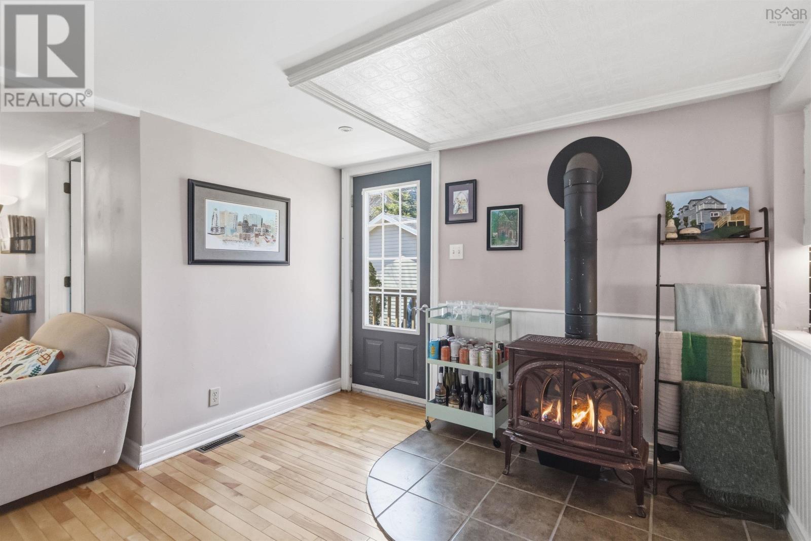 11 Military Road - 27