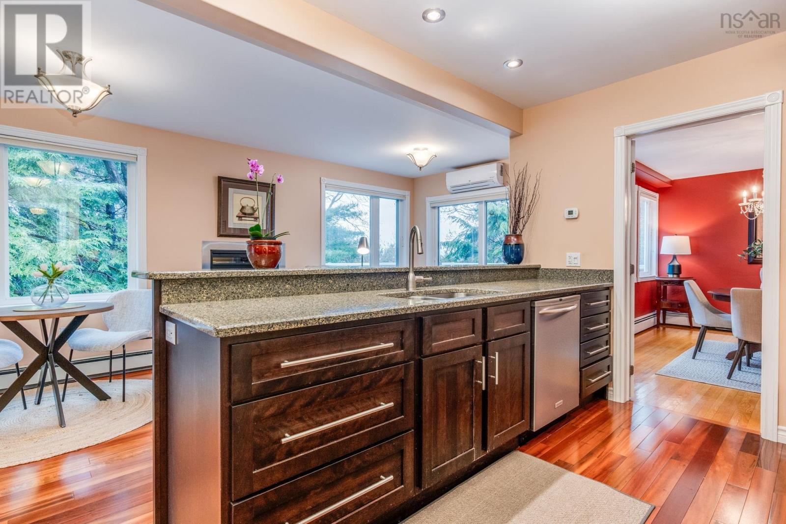 69 Bayview Road - 14
