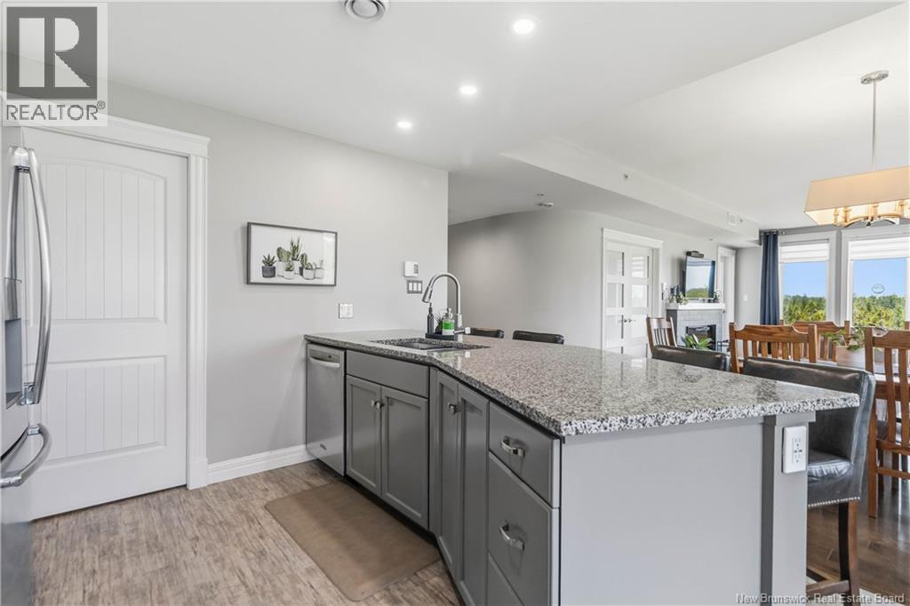 #208 185 Royal Oaks Boulevard - 17