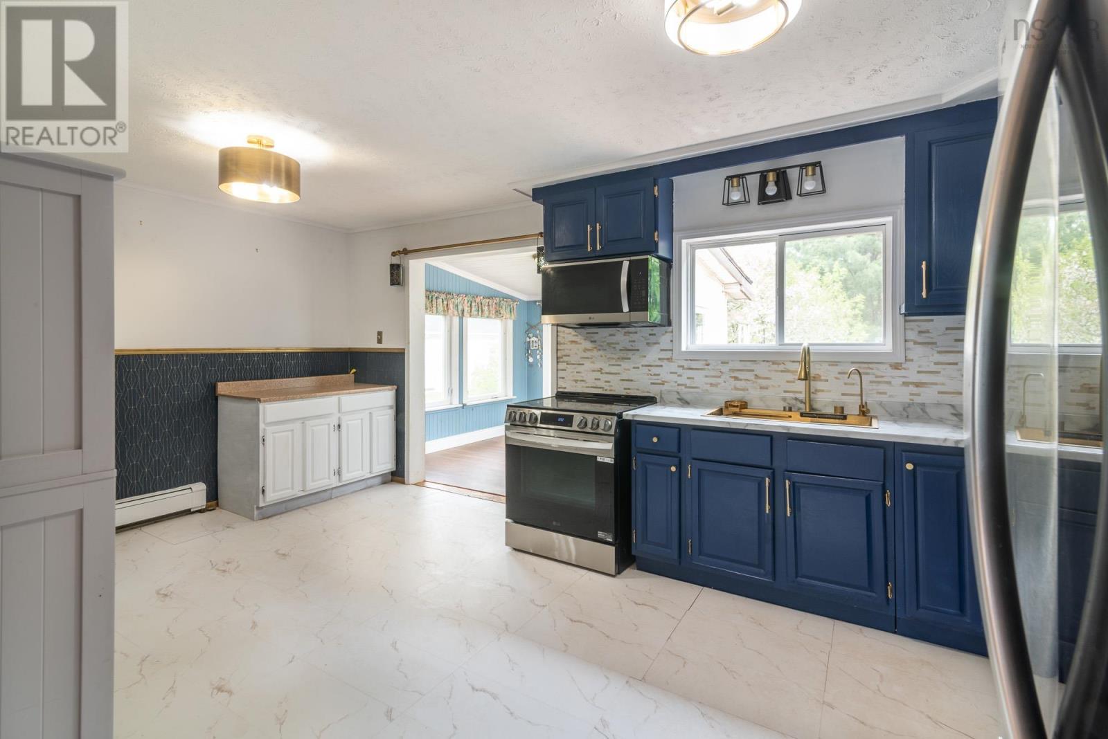 49 Hill Street - 11