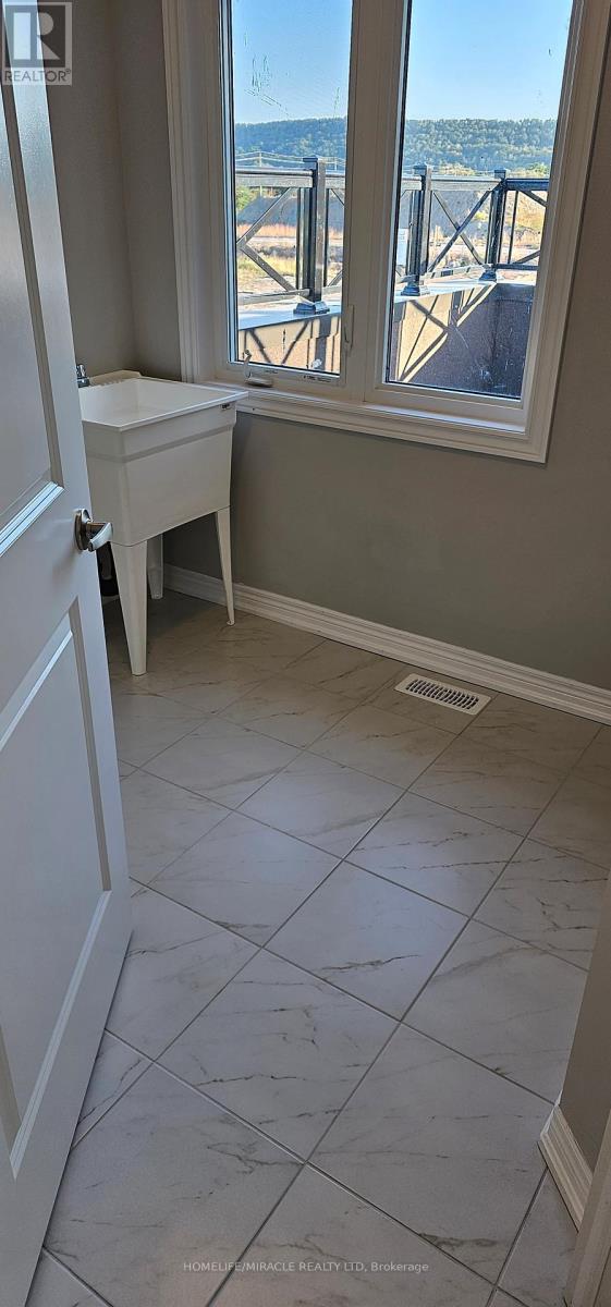 #LOT 61 111 PINOT CRESCENT - 12