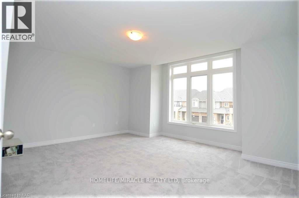 #LOT 61 111 PINOT CRESCENT - 5