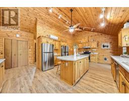 180 Lake Road, Georgian Bay, ON L0K1S0 Photo 11