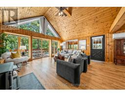 180 Lake Road, Georgian Bay, ON L0K1S0 Photo 14