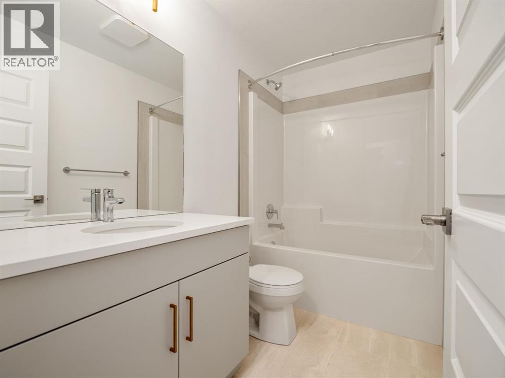 738 Violet Place W - 14