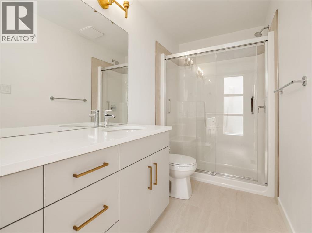 738 Violet Place W - 12