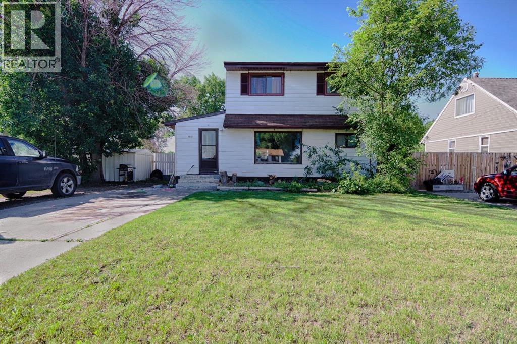 4810 57 ave - 1