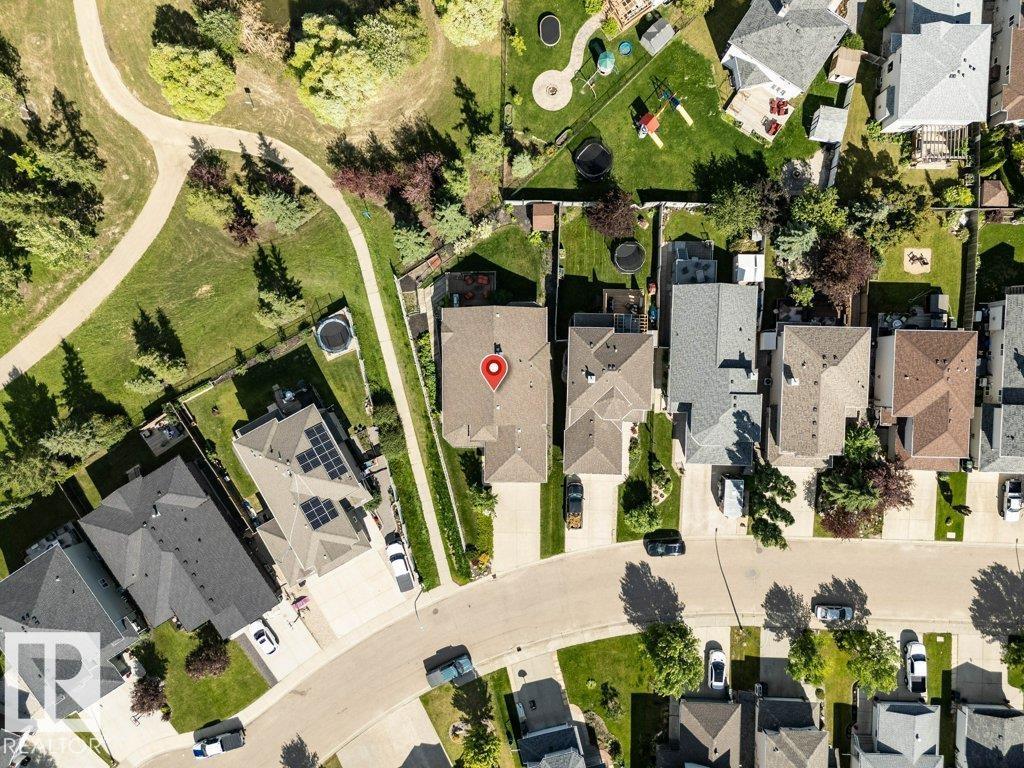 48 LAMPLIGHT DR - 66