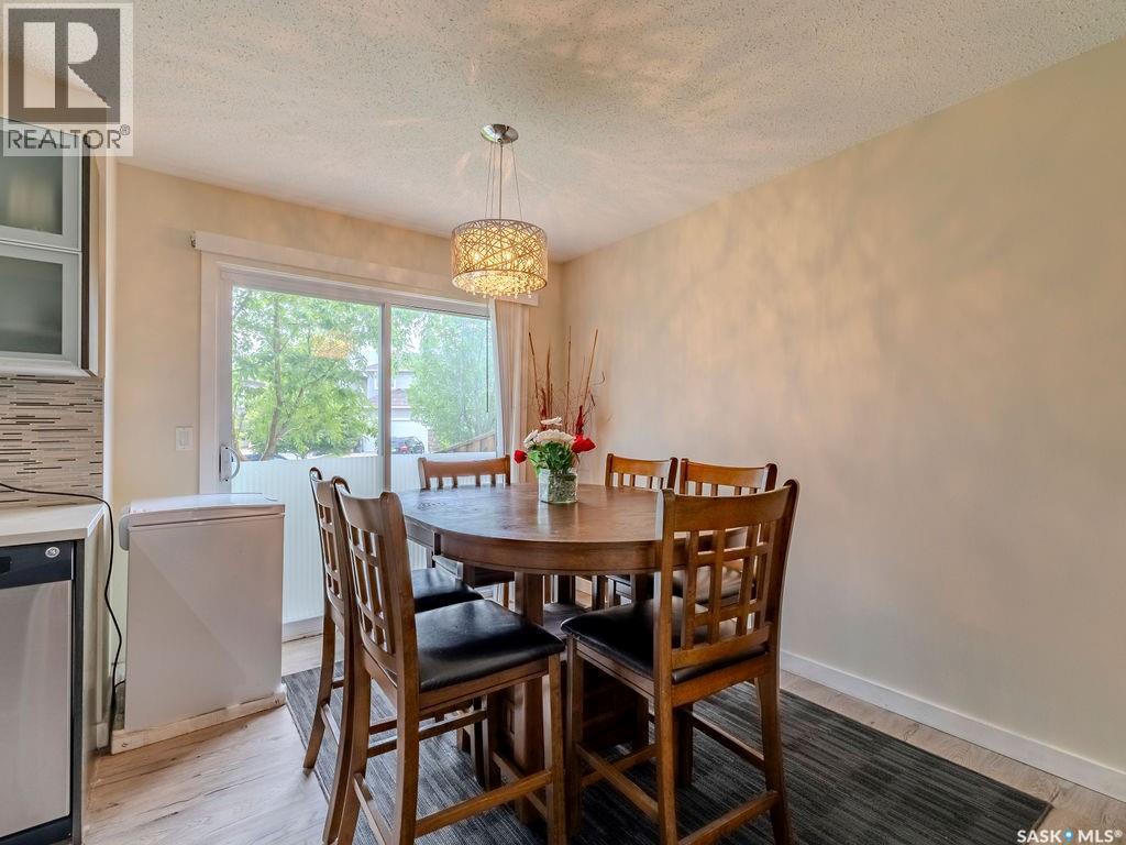 #143 135 Ashworth CRESCENT - 18