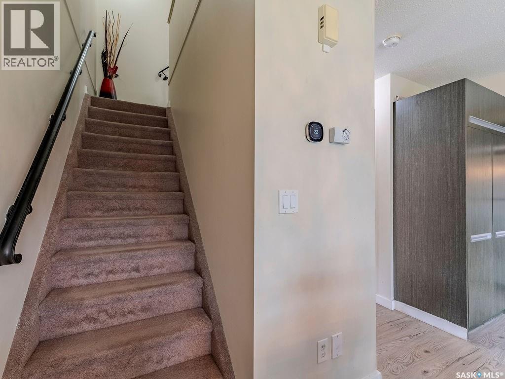 #143 135 Ashworth CRESCENT - 19