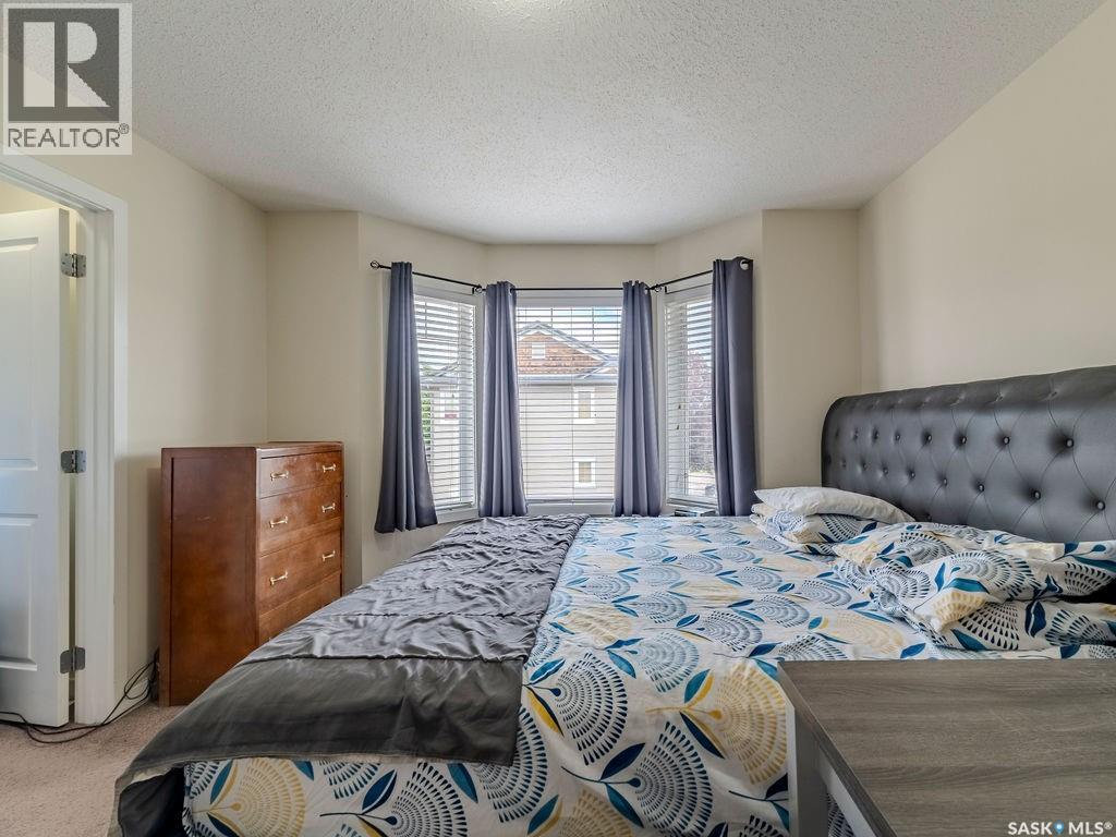 #143 135 Ashworth CRESCENT - 22