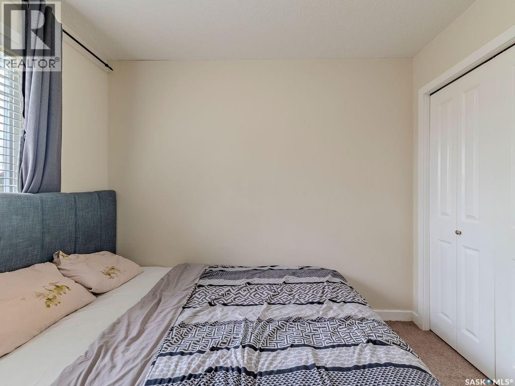#143 135 Ashworth CRESCENT - 30