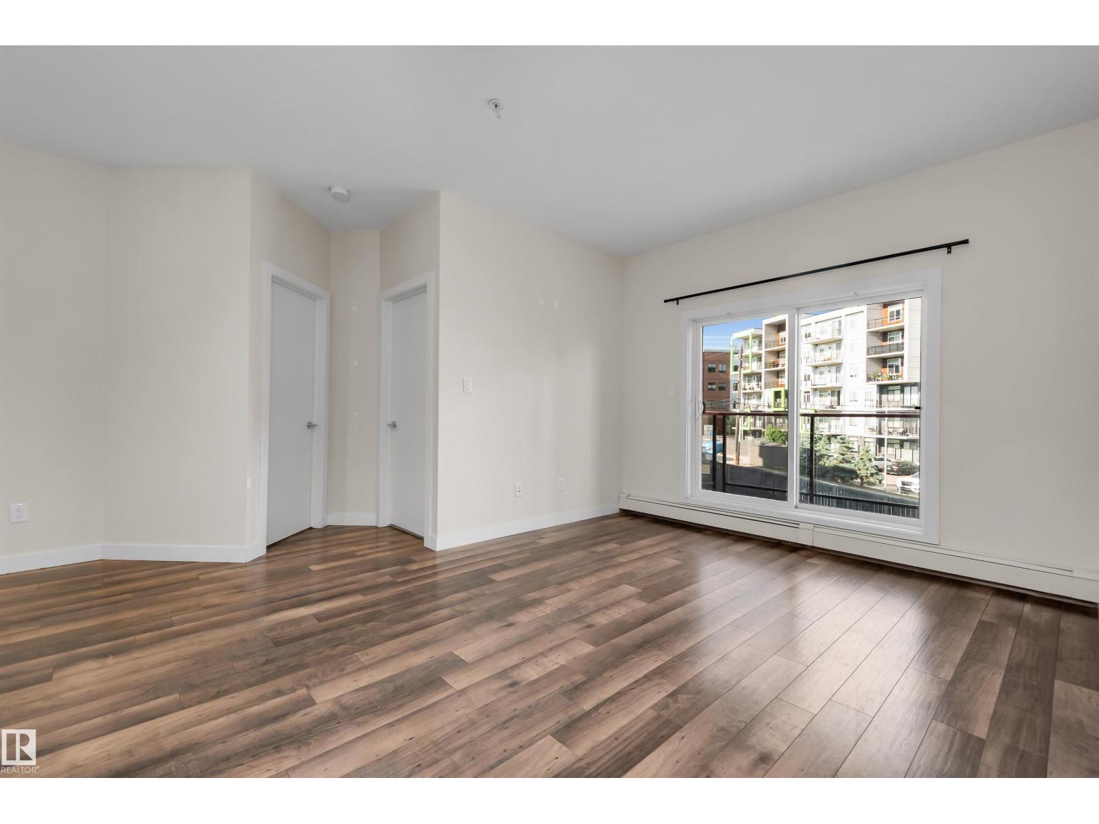 #209 10611 117 ST NW - 2