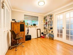 Recreation room - 32 2nd Street Se, Altona, MB R0G0B3 Photo 9