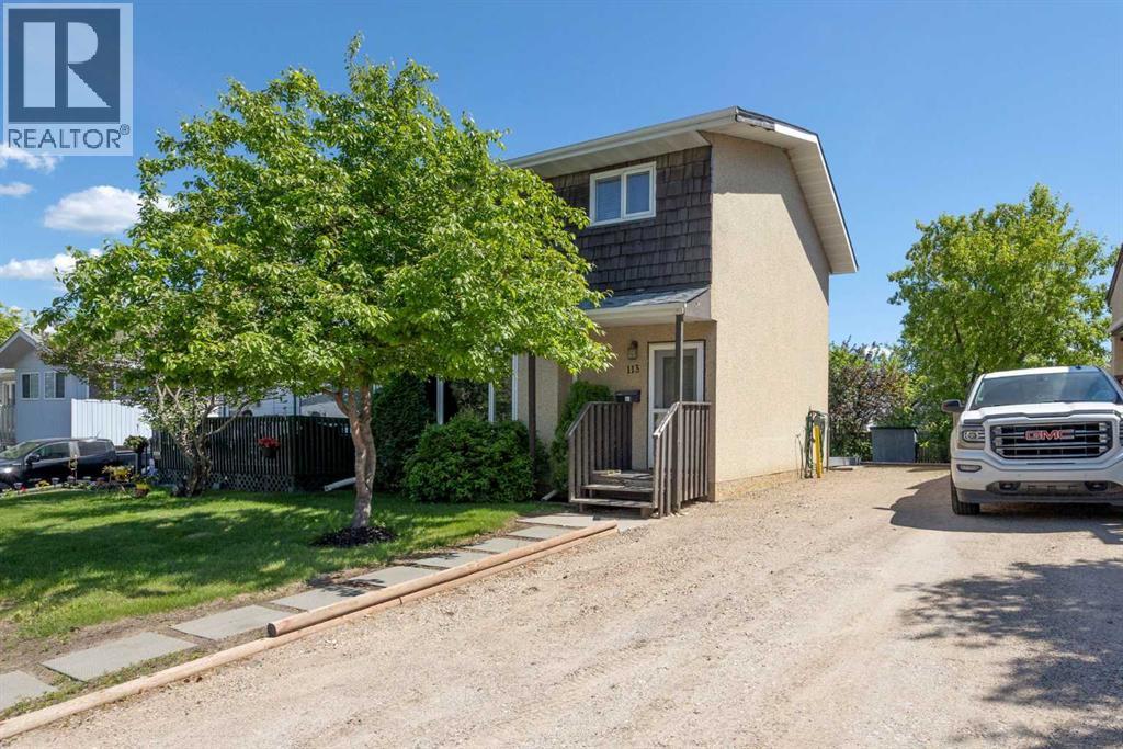 113 Sirius Avenue - 1