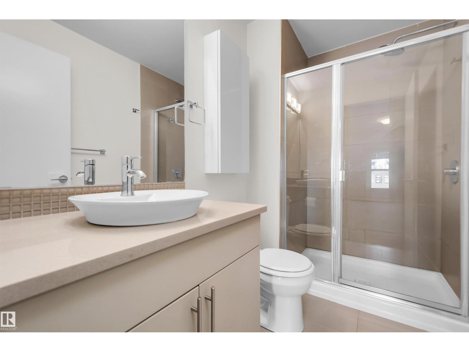 #209 10611 117 ST NW - 17